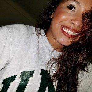 Meet your Posher, Taisha